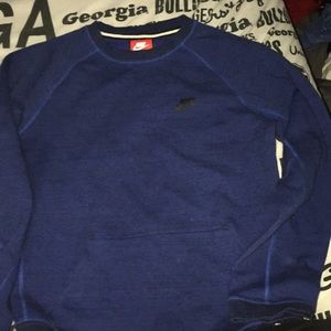 nike dri-fit sweater